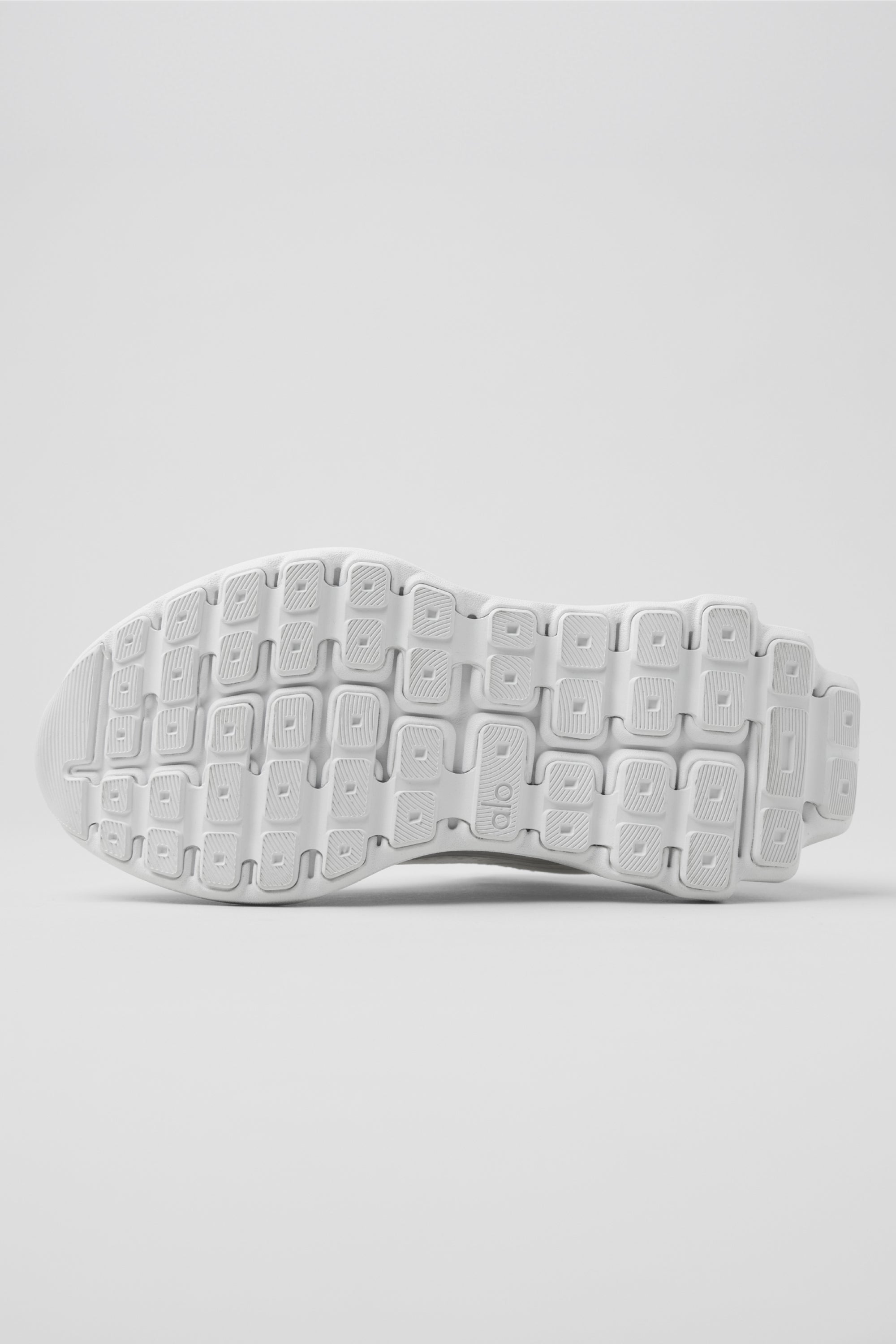 ALO Runner - White/White
