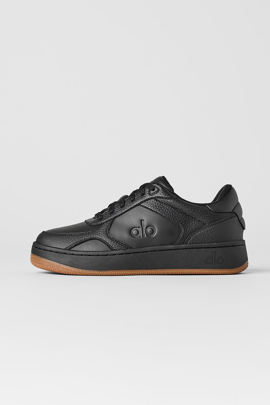 ALO Recovery Mode Sneaker - Black/Gum