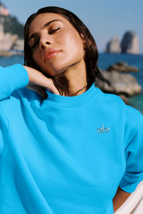 Accolade Crew Neck Pullover - Azure Blue
